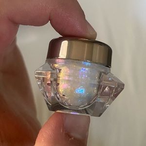 Danessa Myricks Infinite Chrome Flakes Strobe Light